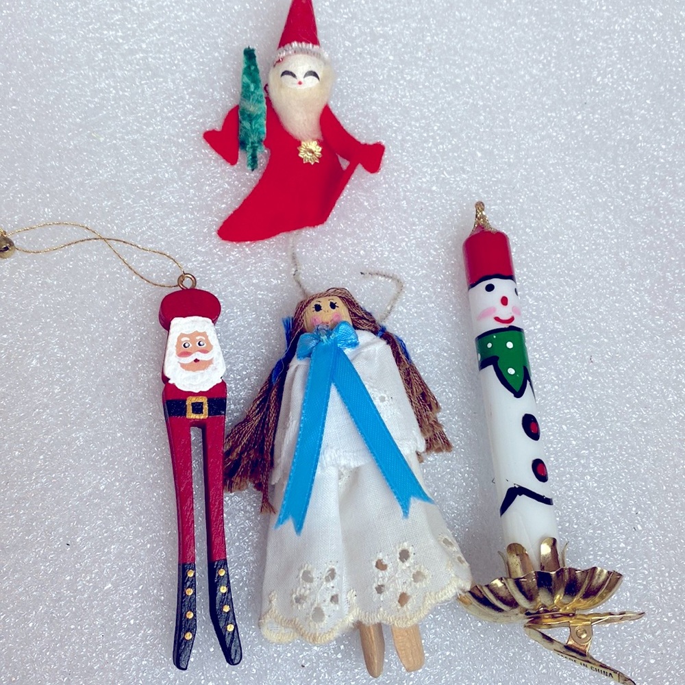 Vintage craft ornaments lot of 4